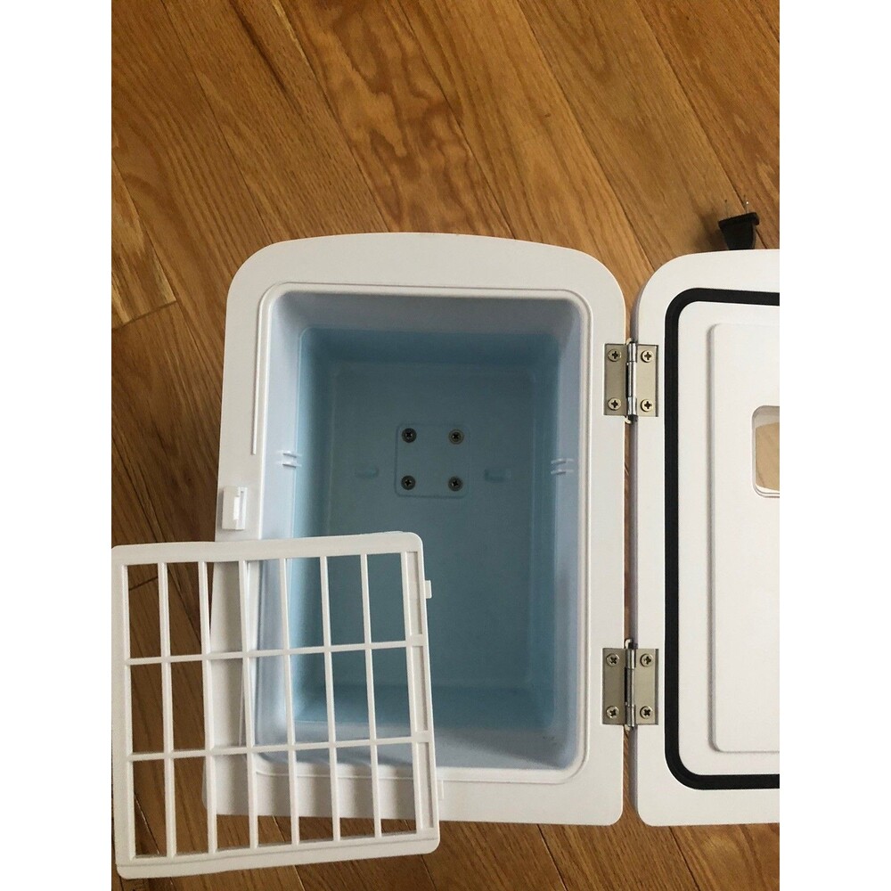 Mini Fridge Model Ly204e Danielle Electronics 10"… - image 4